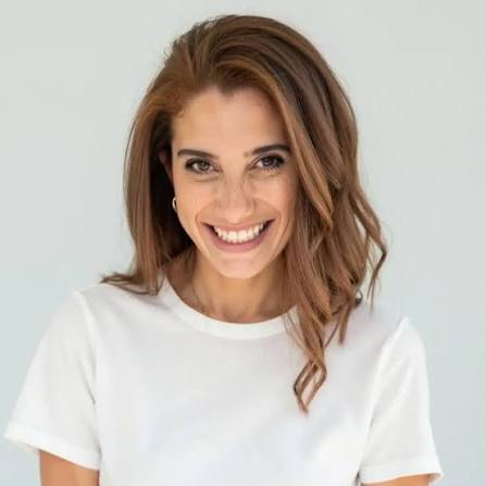 Andrea Zapata — CEO · CubicArt